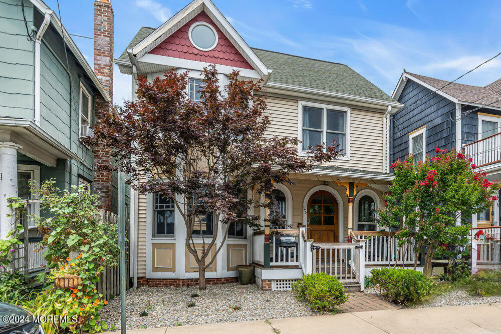 145 Mt Hermon Way in Ocean Grove, NJ - Foto de edificio