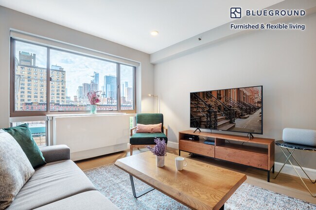 311 W 50th St in New York, NY - Building Photo - Building Photo