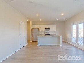 158 Fresh Laurel Ln in Locust Grove, GA - Building Photo - Building Photo