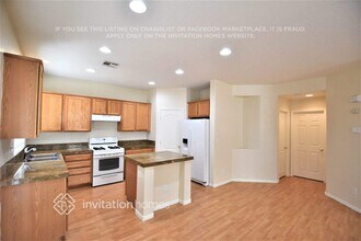 641 W Claxton Ave in North Las Vegas, NV - Building Photo - Building Photo