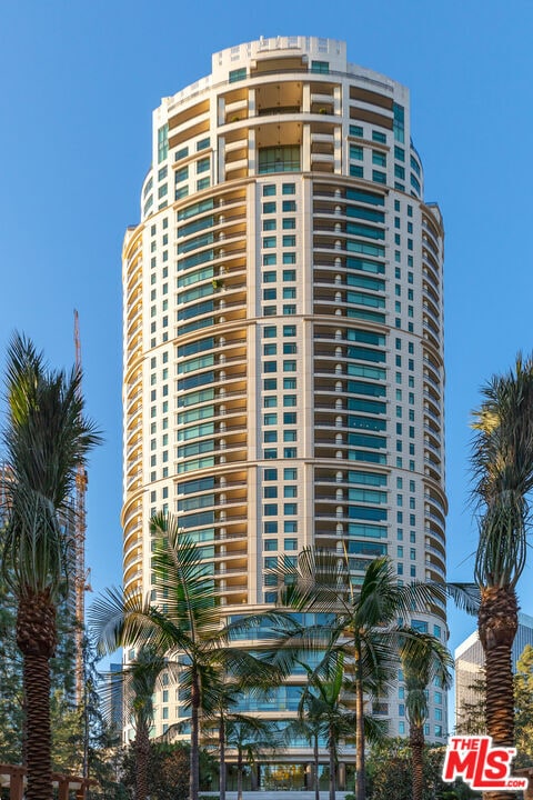 property at 1 W Century Dr