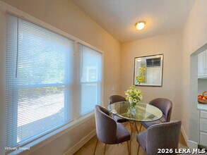 319 Army Blvd in San Antonio, TX - Building Photo - Building Photo