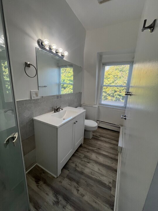 91 W Cottage St in Boston, MA - Building Photo
