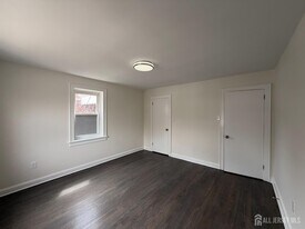 1020 Raritan Ave in Highland Park, NJ - Building Photo