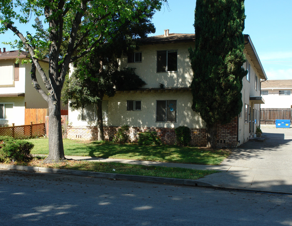 1573 Quebec St in Sunnyvale, CA - Building Photo