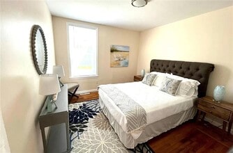 191 Coggeshall Ave in Newport, RI - Foto de edificio - Building Photo