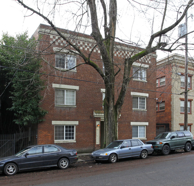 1954 NW Johnson St in Portland, OR - Building Photo - Building Photo