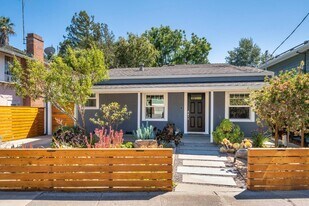 2667 San Carlos Ave in San Carlos, CA - Building Photo