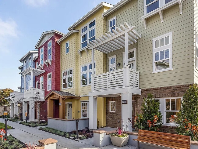 property at 1911 Stella St