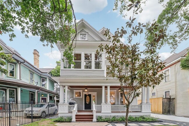 property at 412 Hawthorne St