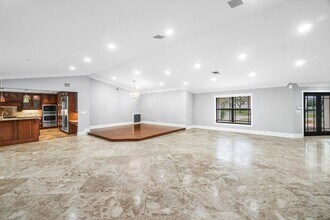 2150 NW 23rd Way in Boca Raton, FL - Building Photo - Building Photo