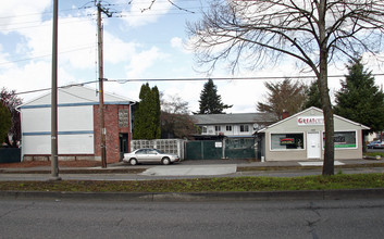 Alexander Vincent II in Portland, OR - Building Photo - Building Photo