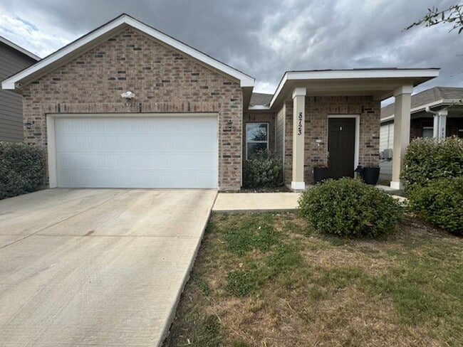 8723 ROCK Mdw in Converse, TX - Building Photo - Building Photo