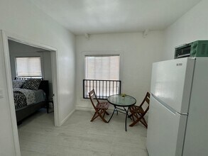 246 N Pacific Ave in Los Angeles, CA - Building Photo - Building Photo