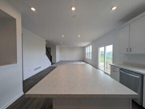 832 Callaway Ln in Sunbury, OH - Building Photo - Building Photo