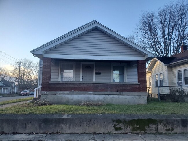 property at 1610 Columbia Ave
