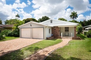 1211 Sorolla Ave in Coral Gables, FL - Building Photo