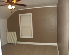 803 10th Ave N, Unit 803.5 10th Ave N Upper in Fargo, ND - Foto de edificio - Building Photo