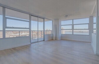 6050 JFK Blvd E, Unit 10C in West New York, NJ - Foto de edificio - Building Photo