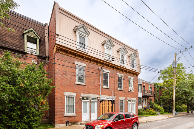 1713-1723 Panet Rue in Montréal, QC - Building Photo - Building Photo