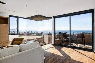 1310 Manhattan Ave in Manhattan Beach, CA - Building Photo - Building Photo