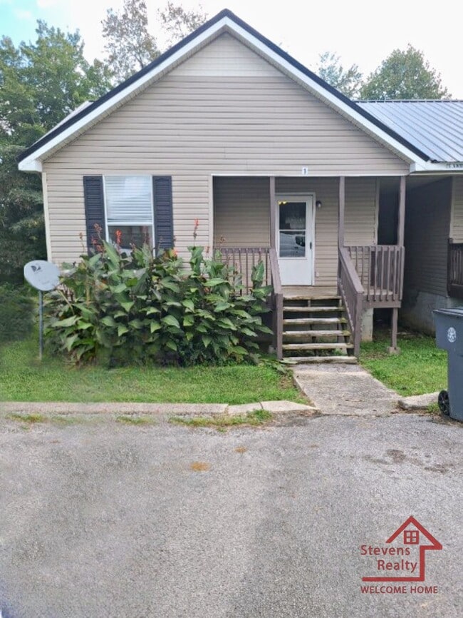 220 Dogwood Pointe Dr