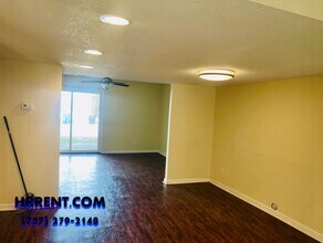 5534 New Colony Dr in Virginia Beach, VA - Building Photo - Building Photo