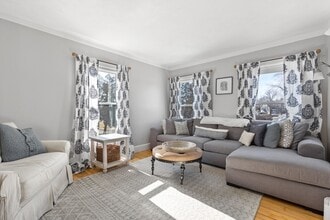 80 Dutcher St in Hopedale, MA - Building Photo - Building Photo