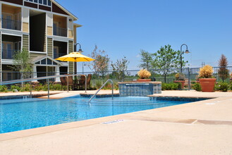 Mariposa at Jason Avenue 55+ Apartment Homes in Amarillo, TX - Building Photo - Building Photo