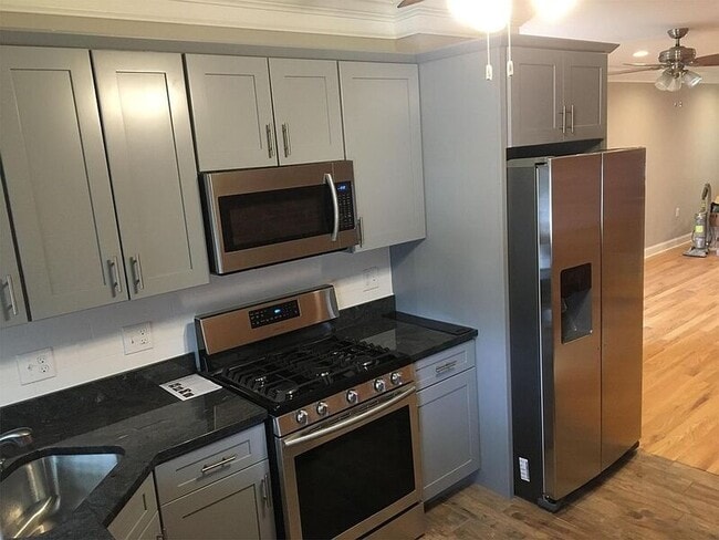 408 Bonsal St in Baltimore, MD - Building Photo - Building Photo