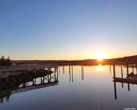 147 Woodbine Ave, Unit 1N in Northport, NY - Building Photo - Building Photo