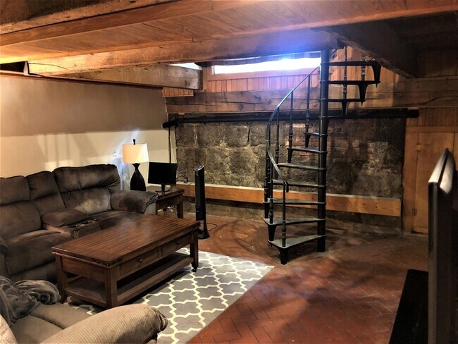 property at 162 Commercial St
