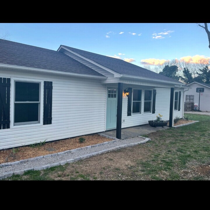 120 Clinch Dr in Columbia, TN - Building Photo