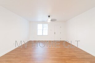 215 Johndy Ave in Kannapolis, NC - Building Photo