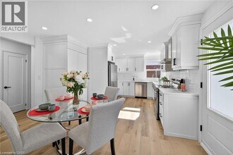 175 E 45th St in Hamilton, ON - Building Photo - Building Photo