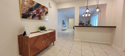 1036 SW 26th Ave in Boynton Beach, FL - Building Photo - Building Photo