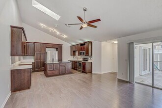 12561 Woodmill Dr in Palm Beach Gardens, FL - Building Photo - Building Photo