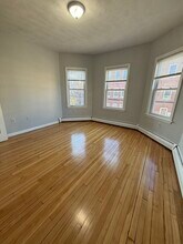 61 Shurtleff St-Unit -4 in Chelsea, MA - Building Photo - Building Photo