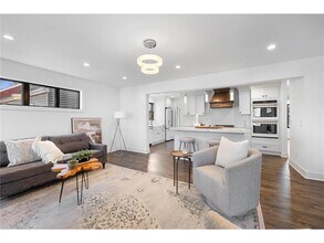 4129 Utica Ave S in Minneapolis, MN - Building Photo - Building Photo
