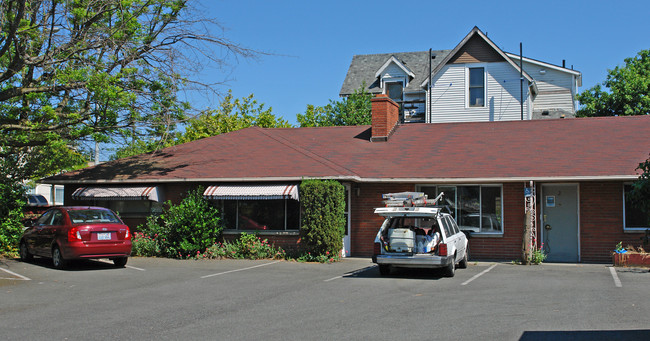 5700 14th Ave NW in Seattle, WA - Building Photo - Building Photo