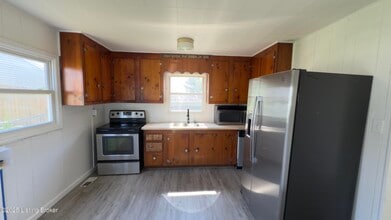 217 Lowell Ave in Charlestown, IN - Building Photo - Building Photo