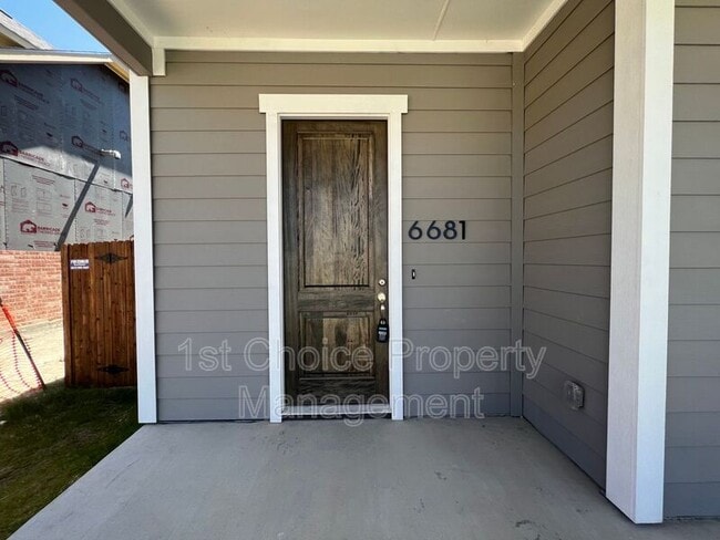 6681 Overlook Dr in Fort Worth, TX - Building Photo - Building Photo