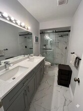 3931 SW 84th Terrace in Davie, FL - Building Photo - Building Photo