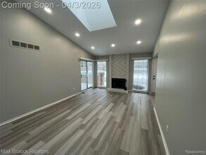 6600 Bellows Ct in West Bloomfield Township, MI - Building Photo - Building Photo