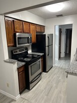 465 Crabapple Ct, Unit 1A Apartamentos