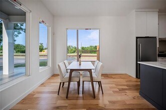 1350 Strickland St in Dallas, TX - Building Photo - Building Photo