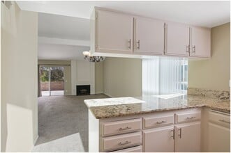 24802 Leto Cir in Mission Viejo, CA - Building Photo - Building Photo