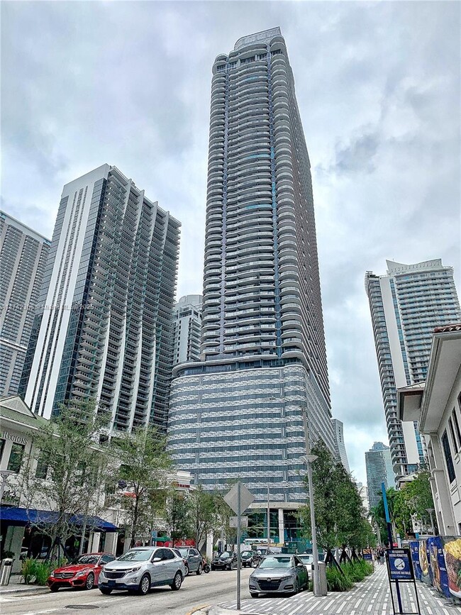 1000 Brickell Plaza