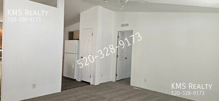 6092 E Ship Rock Dr in Tucson, AZ - Building Photo - Building Photo