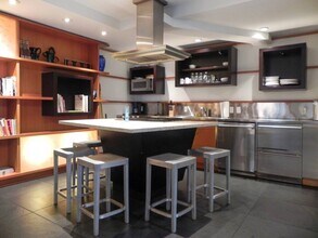 1420 E Pine St in Seattle, WA - Building Photo - Building Photo